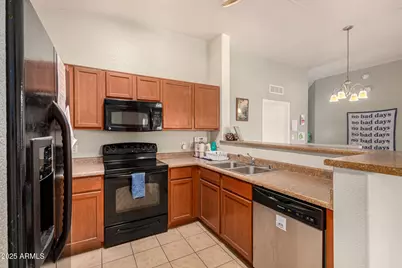 357 N 168th Drive, Goodyear, AZ 85338 - Photo 4