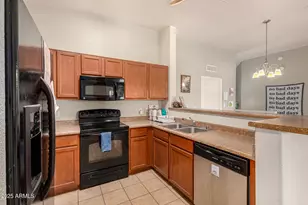 357 N 168th Dr, Goodyear, AZ 85338 - Photo 4