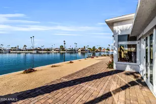 10601 W Bayside Rd, Sun City, AZ 85351 - Photo 2