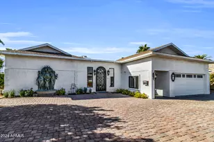 10601 W Bayside Rd, Sun City, AZ 85351 - Photo 1