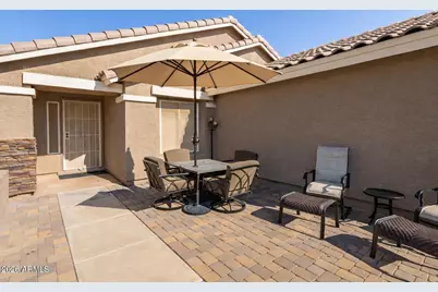 23166 W Shadow Drive, Buckeye, AZ 85326 - Photo 4