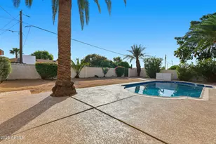 403 W Gail Dr, Chandler, AZ 85225 - Photo 34