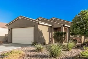 399 W Pelipa Dr, San Tan Valley, AZ 85140 - Photo 2