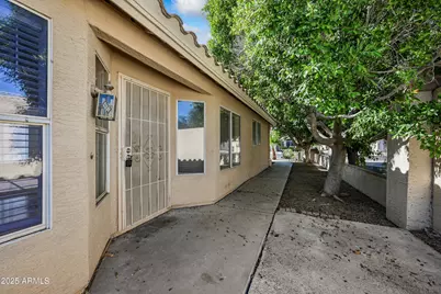 641 E Gail Drive, Chandler, AZ 85225 - Photo 2