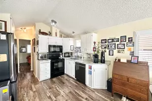 386 Gypsum Dr, Apache Junction, AZ 85119 - Photo 30