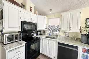 386 Gypsum Dr, Apache Junction, AZ 85119 - Photo 38