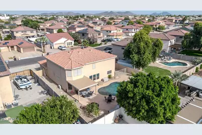 10617 W Daley Lane, Peoria, AZ 85383 - Photo 70