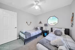 10617 W Daley Ln, Peoria, AZ 85383 - Photo 38