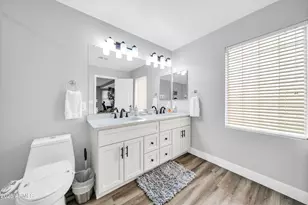 10617 W Daley Ln, Peoria, AZ 85383 - Photo 30