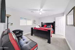 10617 W Daley Ln, Peoria, AZ 85383 - Photo 36