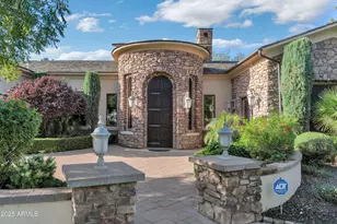 7233 E Royal Palm Rd, Scottsdale, AZ 85258 - Photo 4