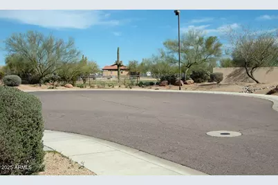 5128 E Via Dona Road, Cave Creek, AZ 85331 - Photo 2