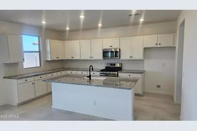 15584 W Hackamore Drive, Surprise, AZ 85387 - Photo 6