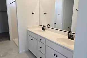 15584 W Hackamore Dr, Surprise, AZ 85387 - Photo 18