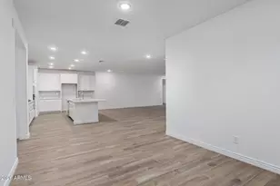 14797 W Lariat Trl, Surprise, AZ 85387 - Photo 6