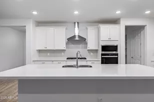 14797 W Lariat Trl, Surprise, AZ 85387 - Photo 4