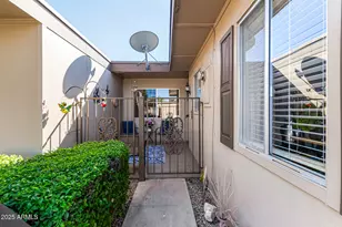 13709 N 98th Ave, Sun City, AZ 85351 - Photo 16