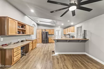 29111 N 225th Avenue, Wittmann, AZ 85361 - Photo 12