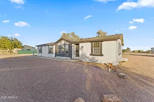 29111 N 225th Ave, Wittmann, AZ 85361 - Photo 4