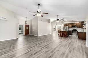 13514 N 88th Pl, Scottsdale, AZ 85260 - Photo 14