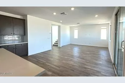 22368 W Monona Lane, Surprise, AZ 85387 - Photo 8