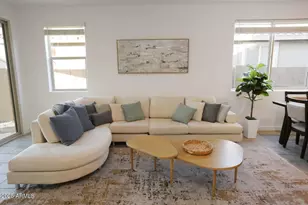 3836 S 64th Dr, Phoenix, AZ 85043 - Photo 10