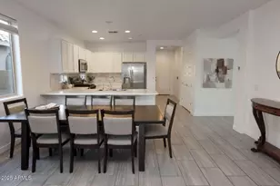 3836 S 64th Dr, Phoenix, AZ 85043 - Photo 12