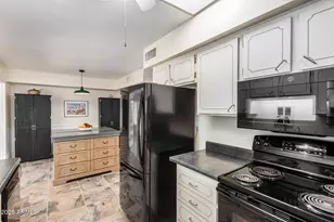 13039 N 100th Dr, Sun City, AZ 85351 - Photo 12