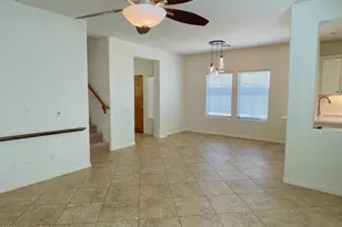 3979 E Melinda Dr, Phoenix, AZ 85050 - Photo 6