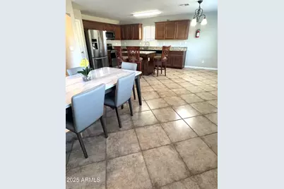 7408 S 37th Drive, Phoenix, AZ 85041 - Photo 4