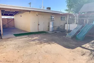 1626 N 31st Pl, Phoenix, AZ 85008 - Photo 10