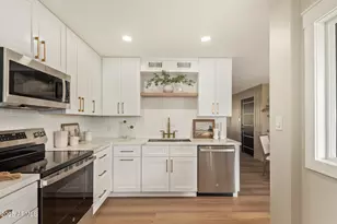 4201 E Camelback Rd, Phoenix, AZ 85018 - Photo 10