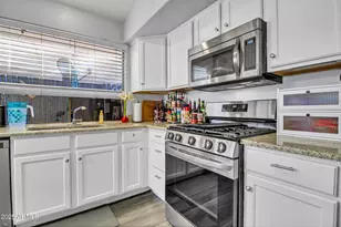 756 E Lovegrass Dr, San Tan Valley, AZ 85143 - Photo 16