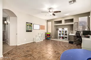 9148 W Lone Cactus Dr, Peoria, AZ 85382 - Photo 8