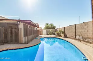 12642 N 79th Ave, Peoria, AZ 85381 - Photo 30