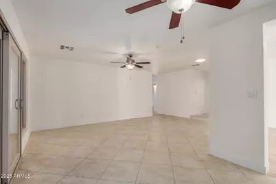 12642 N 79th Avenue, Peoria, AZ 85381 - Photo 10