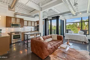 4020 N Scottsdale Rd, Scottsdale, AZ 85251 - Photo 2