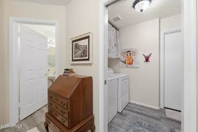 10256 N 12th Place # 2, Phoenix, AZ 85020 - Photo 12