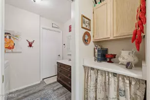 10256 N 12th Pl, Phoenix, AZ 85020 - Photo 14