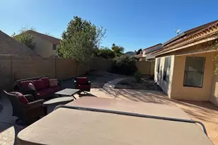 3909 E Lavender Ln E, Phoenix, AZ 85044 - Photo 42