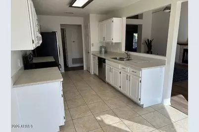 3909 E Lavender Lane E, Phoenix, AZ 85044 - Photo 14