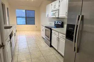 3909 E Lavender Ln E, Phoenix, AZ 85044 - Photo 12