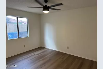 3909 E Lavender Lane E, Phoenix, AZ 85044 - Photo 32