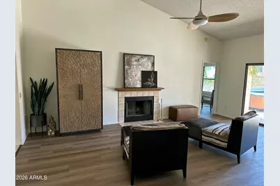 3909 E Lavender Lane E, Phoenix, AZ 85044 - Photo 10
