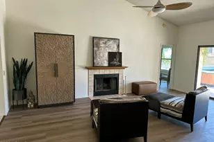 3909 E Lavender Ln E, Phoenix, AZ 85044 - Photo 10