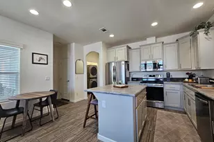 650 N Hawes Rd, Mesa, AZ 85207 - Photo 16