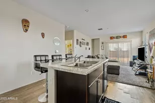 4708 S 26th Ln, Phoenix, AZ 85041 - Photo 6