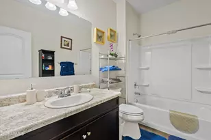 4708 S 26th Ln, Phoenix, AZ 85041 - Photo 12