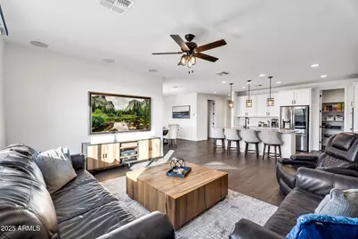 8300 N 186th Lane, Waddell, AZ 85355 - Photo 10