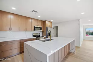 2416 E Piestewa Peak Dr, Phoenix, AZ 85016 - Photo 8